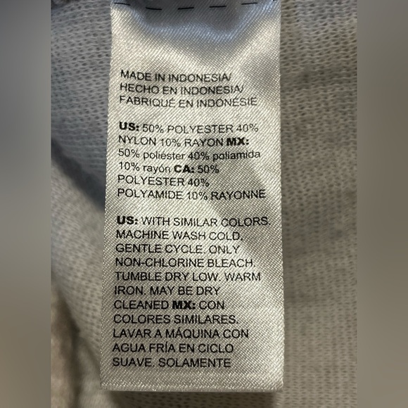 Chico’s Super Soft Leopard Print Cardigan Sweater - Picture 8 of 8